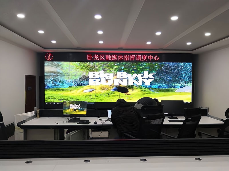 荆州卧龙区融媒体中心46寸3.5mm3X6液晶拼接屏项目